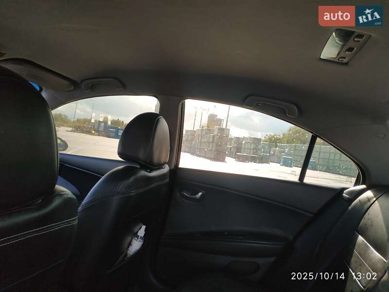 Седан Nissan Primera 2004 в Києві фото 52 Седан Nissan Primera 2004 в Києві