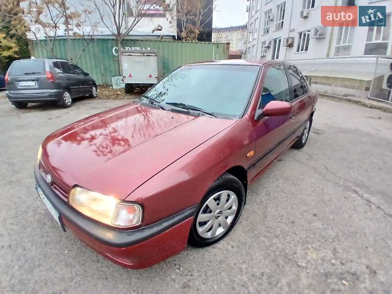 Седан Nissan Primera 1996 в Одессе
