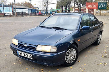 Седан Nissan Primera 1993 в Одессе