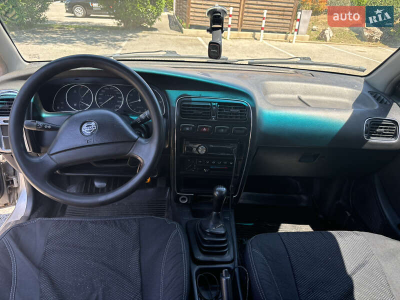 Седан Nissan Primera 1991 в Городенке