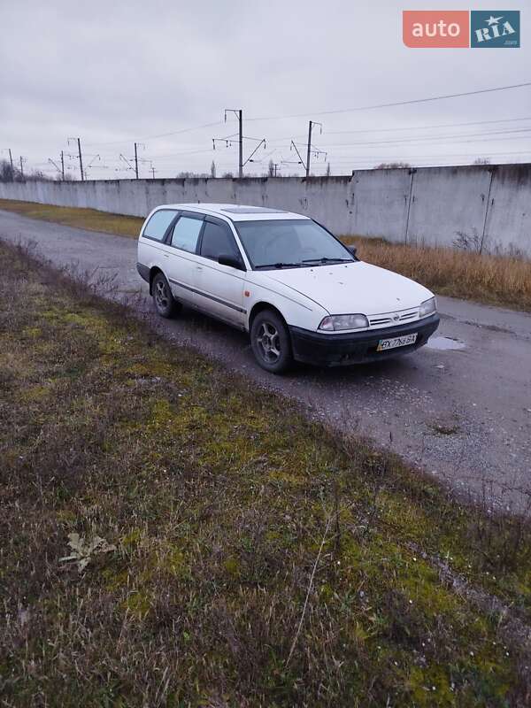 Универсал Nissan Primera 1991 в Хмельницком