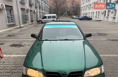 Седан Nissan Primera 1996 в Одесі