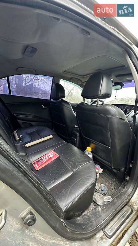 Седан Nissan Primera 2002 в Ворзелі