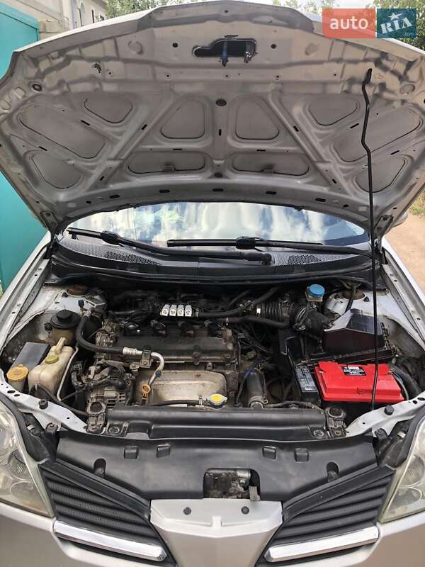 Седан Nissan Primera 2003 в Одесі