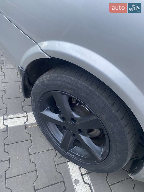 Седан Nissan Primera 2003 в Одесі