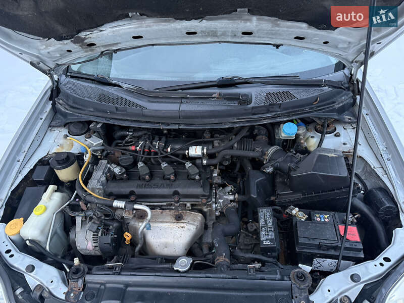 Седан Nissan Primera 2003 в Черкасах