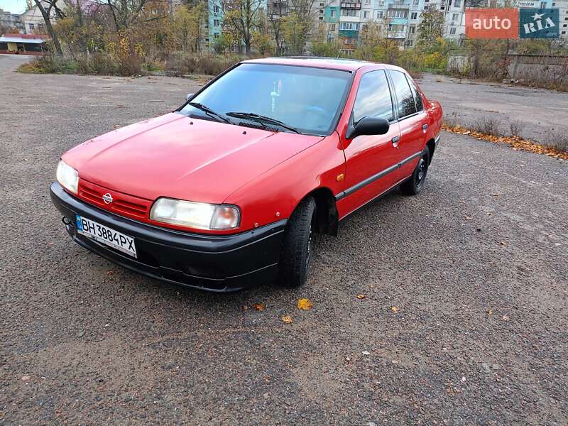 Седан Nissan Primera 1990 в Кучургане