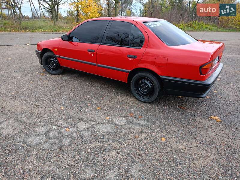 Седан Nissan Primera 1990 в Кучургане
