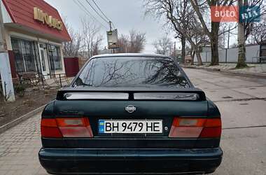 Седан Nissan Primera 1993 в Кілії