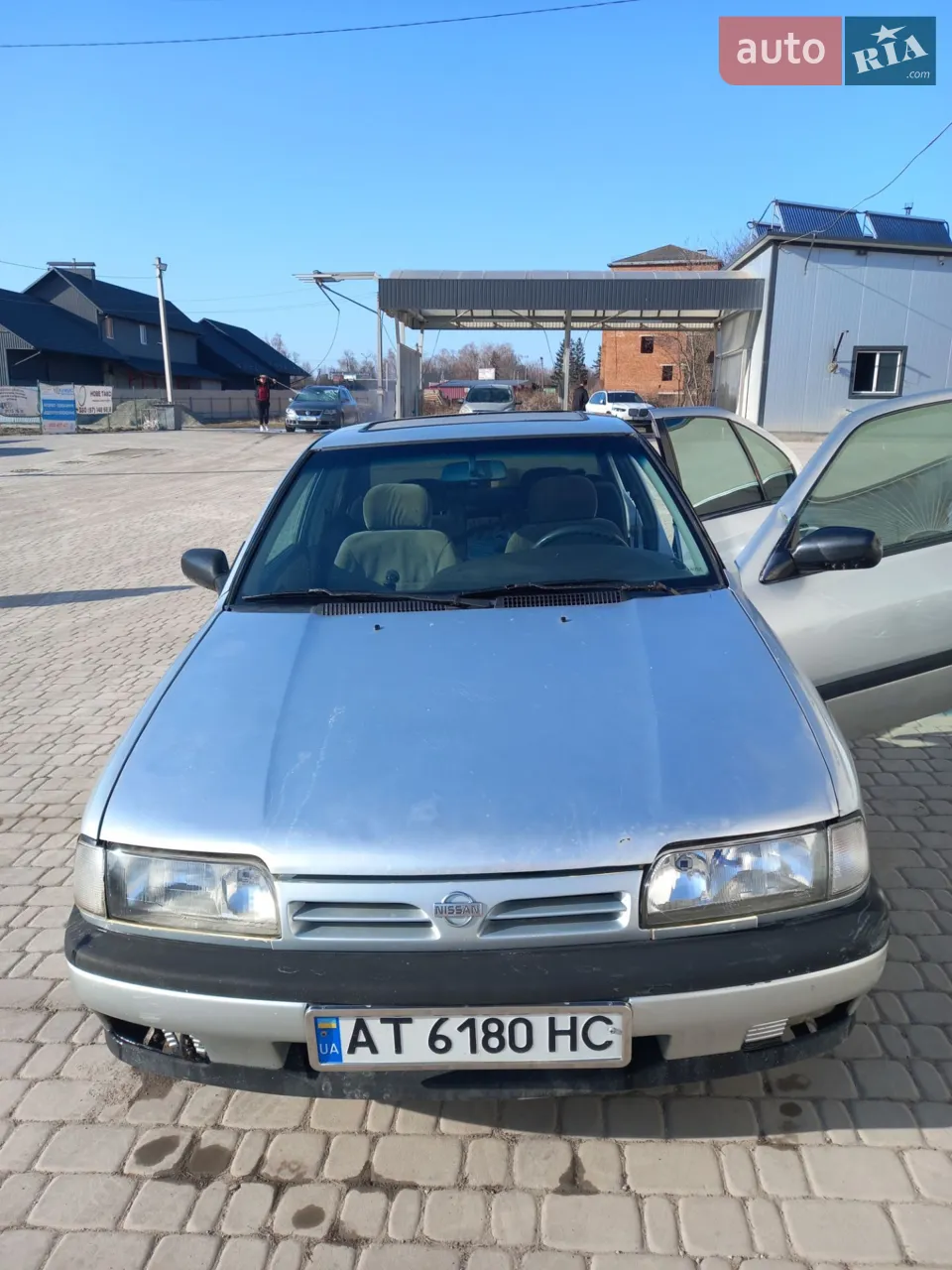 Nissan Primera 1992