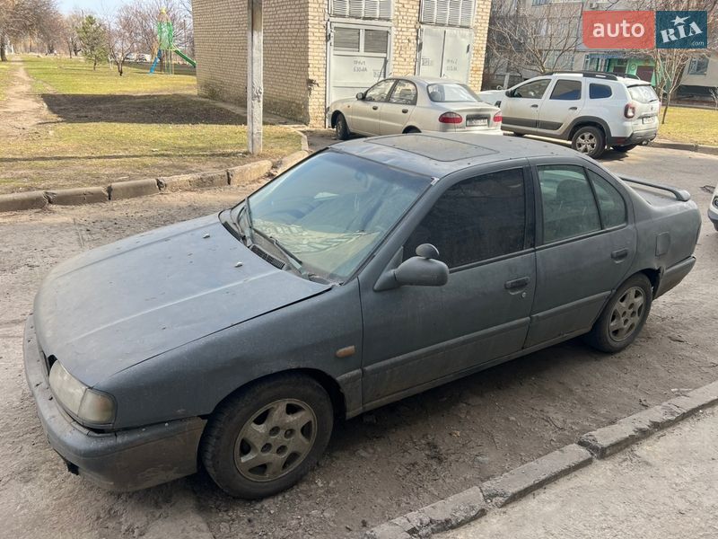 Nissan Primera 1992