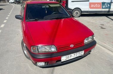 Седан Nissan Primera 1993 в Трускавце
