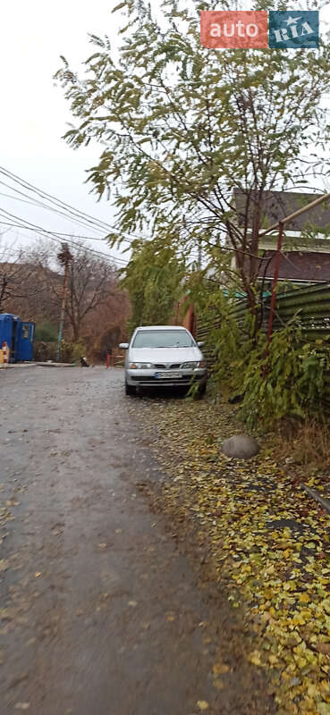 Седан Nissan Pulsar 1996 в Черноморске