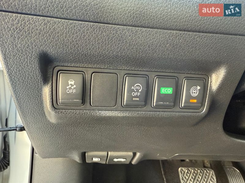 Хэтчбек Nissan Pulsar 2016 в Ужгороде