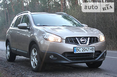 Nissan Qashqai+2 2011