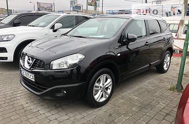 Nissan Qashqai+2 2010