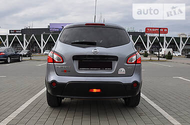 Внедорожник / Кроссовер Nissan Qashqai+2 2012 в Хмельницком