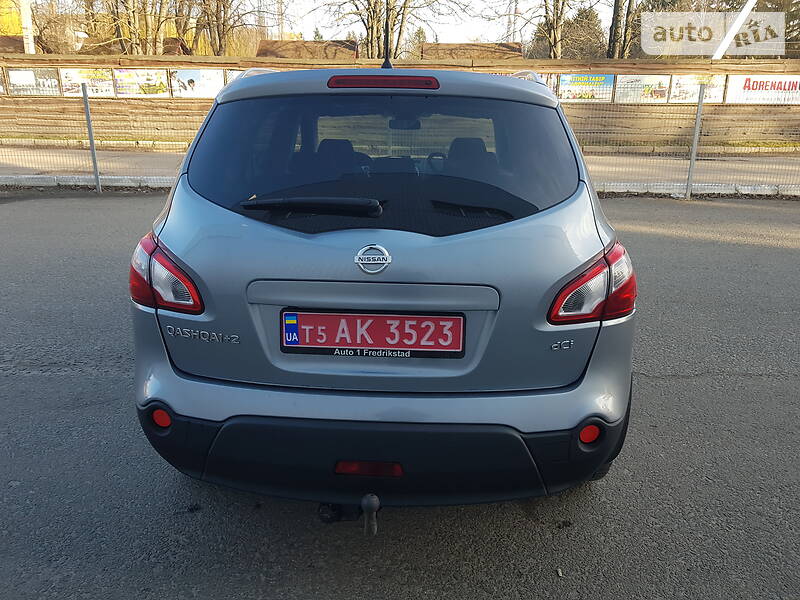 Універсал Nissan Qashqai+2 2010 в Луцьку
