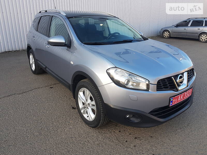 Універсал Nissan Qashqai+2 2010 в Луцьку