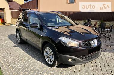 Позашляховик / Кросовер Nissan Qashqai+2 2010 в Тернополі