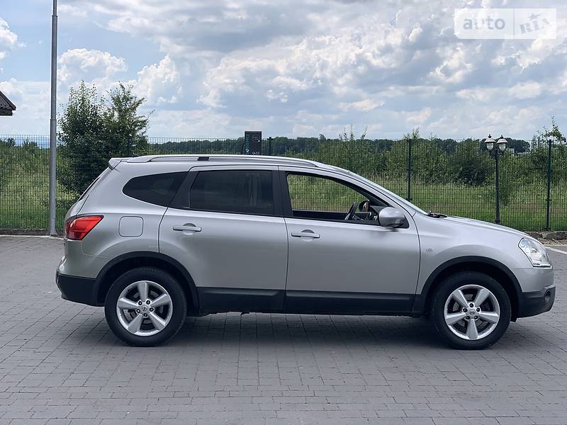 Позашляховик / Кросовер Nissan Qashqai+2 2009 в Стрию