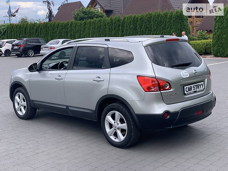 Позашляховик / Кросовер Nissan Qashqai+2 2009 в Стрию