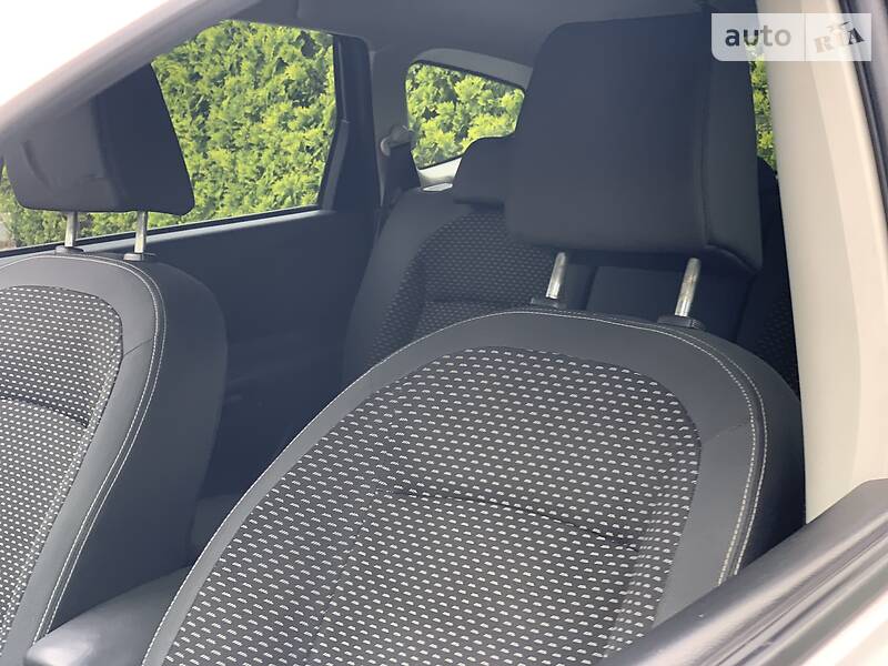 Позашляховик / Кросовер Nissan Qashqai+2 2009 в Стрию