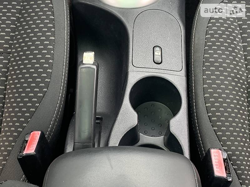 Позашляховик / Кросовер Nissan Qashqai+2 2009 в Стрию