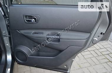 Внедорожник / Кроссовер Nissan Qashqai+2 2011 в 