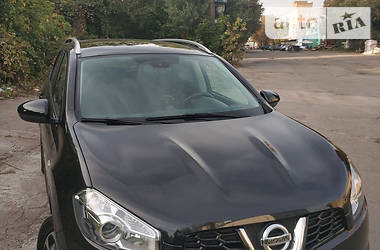 Внедорожник / Кроссовер Nissan Qashqai+2 2012 в Киеве