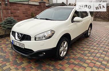 Nissan Qashqai+2 2010