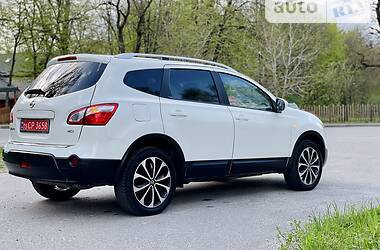 Позашляховик / Кросовер Nissan Qashqai+2 2011 в Трускавці