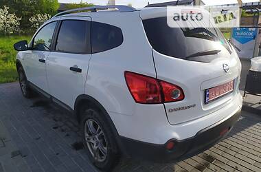 Внедорожник / Кроссовер Nissan Qashqai+2 2010 в Луцке