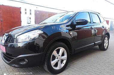 Nissan Qashqai+2 2011