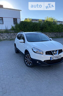 Nissan Qashqai+2 2011