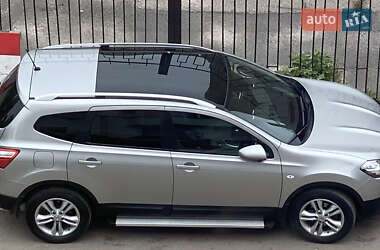 Позашляховик / Кросовер Nissan Qashqai+2 2012 в 