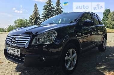 Внедорожник / Кроссовер Nissan Qashqai+2 2009 в Дубно