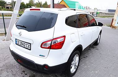 Внедорожник / Кроссовер Nissan Qashqai+2 2010 в Черновцах