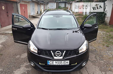 Внедорожник / Кроссовер Nissan Qashqai+2 2011 в Черновцах