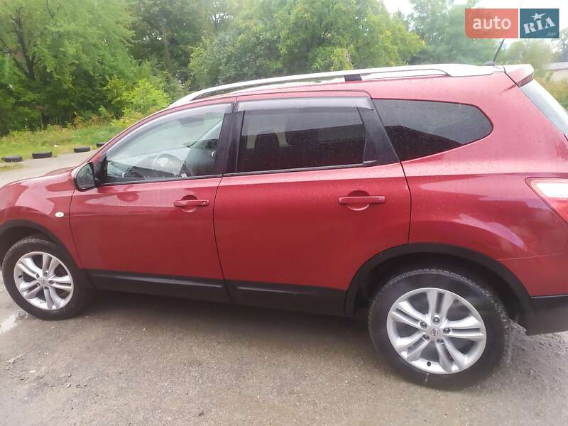 Внедорожник / Кроссовер Nissan Qashqai+2 2013 в Чемеровцах