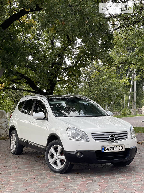 Nissan Qashqai+2