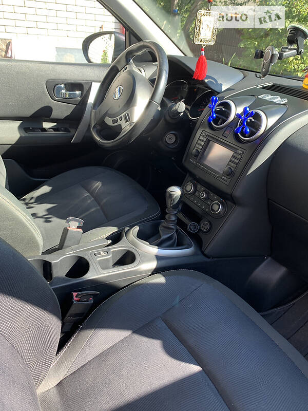 Позашляховик / Кросовер Nissan Qashqai+2 2010 в Маневичах фото 6 Позашляховик / Кросовер Nissan Qashqai+2 2010 в Маневичах