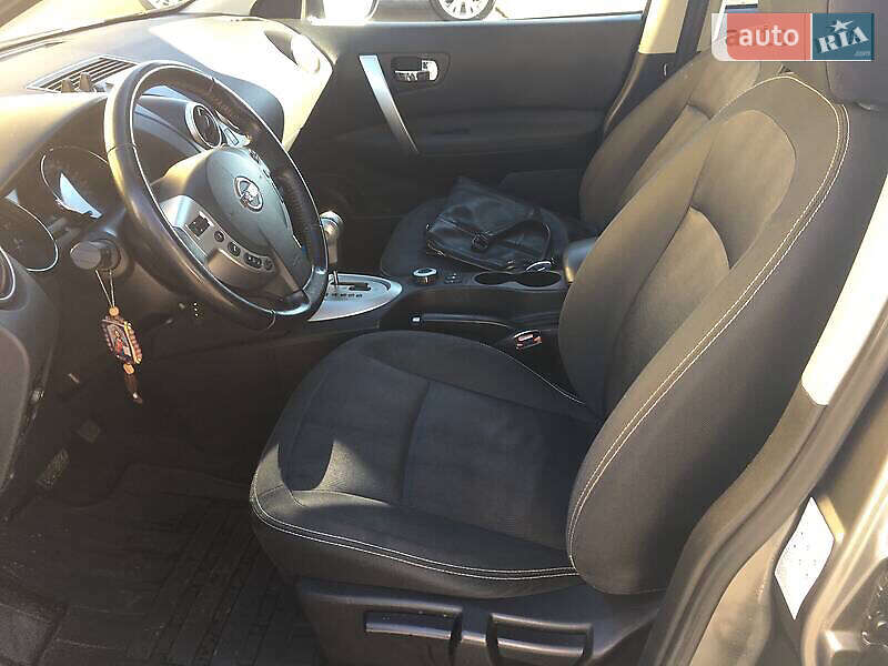 Внедорожник / Кроссовер Nissan Qashqai+2 2011 в Татарбунарах