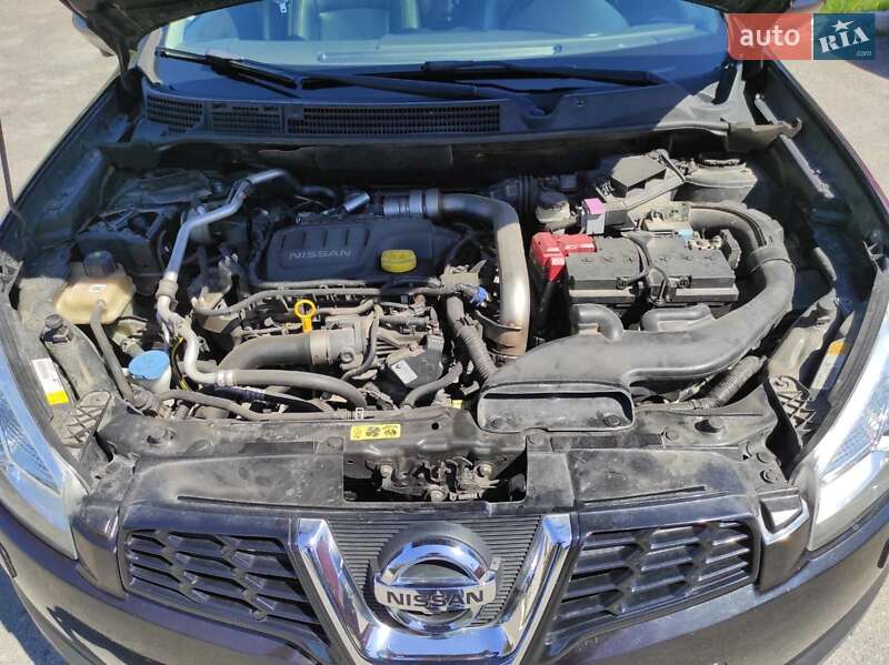 Позашляховик / Кросовер Nissan Qashqai+2 2011 в Рівному