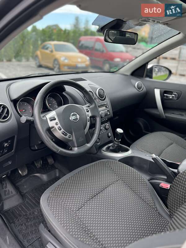 Внедорожник / Кроссовер Nissan Qashqai+2 2009 в Луцке фото 9 Внедорожник / Кроссовер Nissan Qashqai+2 2009 в Луцке