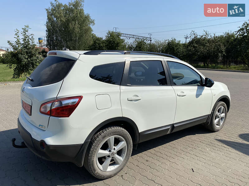 Внедорожник / Кроссовер Nissan Qashqai+2 2013 в Бродах