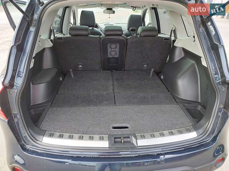 Внедорожник / Кроссовер Nissan Qashqai+2 2011 в Киеве