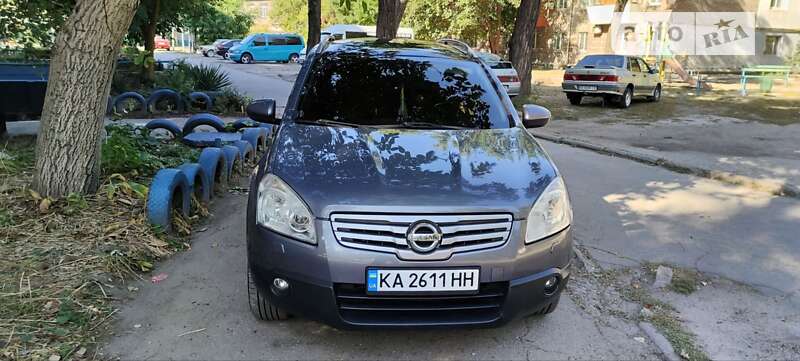 Внедорожник / Кроссовер Nissan Qashqai+2 2009 в Киеве