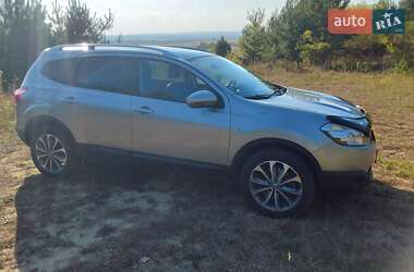 Позашляховик / Кросовер Nissan Qashqai+2 2013 в Дубні