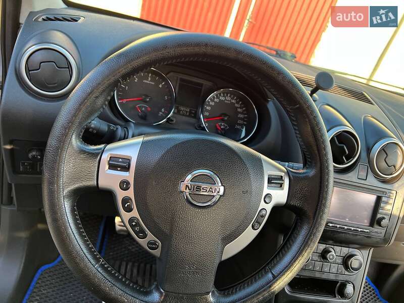 Позашляховик / Кросовер Nissan Qashqai+2 2010 в Борщеві